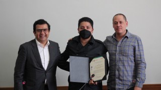 FIRMAN ADIP Y EAP CONVENIO PARA PROFESIONALIZAR ATENCIÓN CIUDADANA EN LA CIUDAD DE MÉXICO